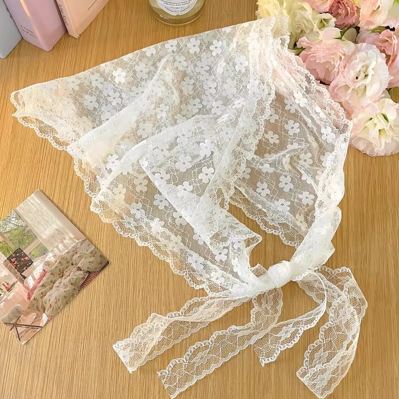 Travel Accessories Neck - Vintage Fransız Çiftlik Evi Dantel Bandana